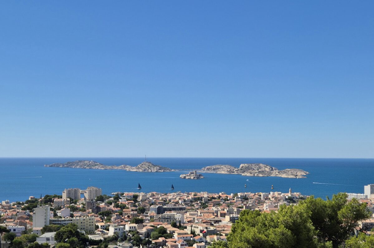 blick auf marseille von notre dame de la garde aus geknipst